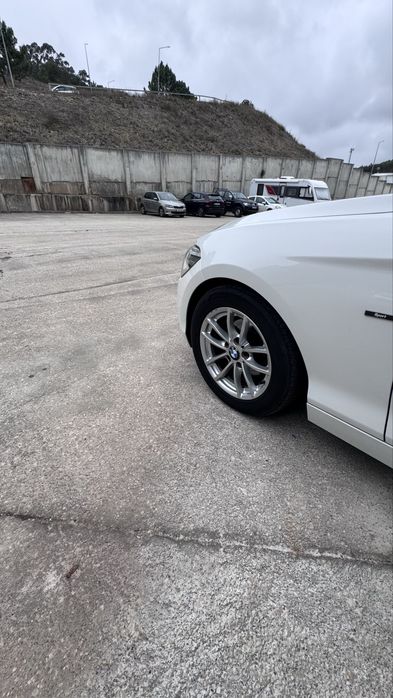 BMW Serie 1.6 ED 2013 line Sport