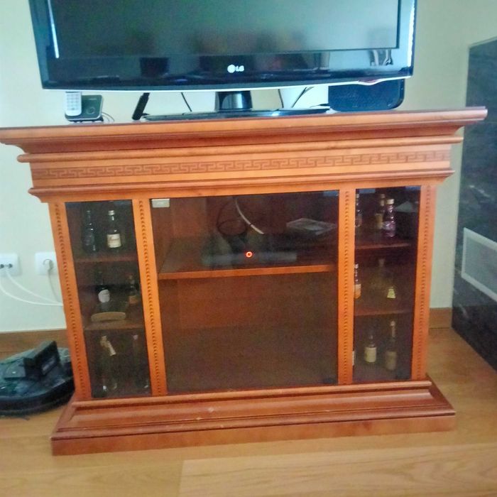 Móveis conjuntos Cerejeira em boas condições vendo conjunto ou peça .