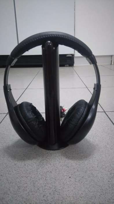 Auscutadores sem fio (FM)