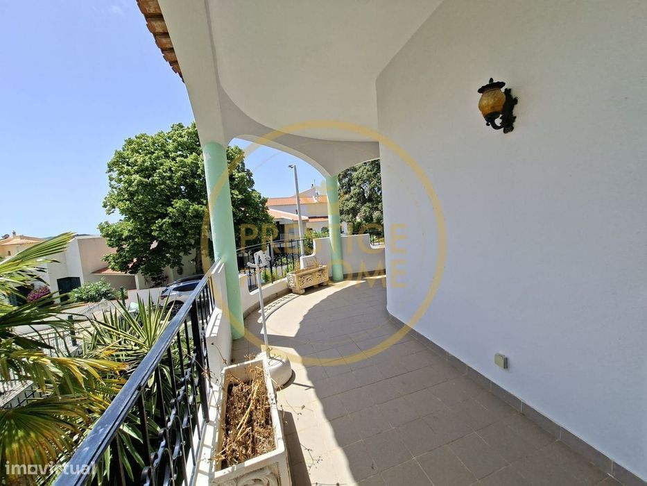 Moradia de T5 com Vista Mar em Loulé