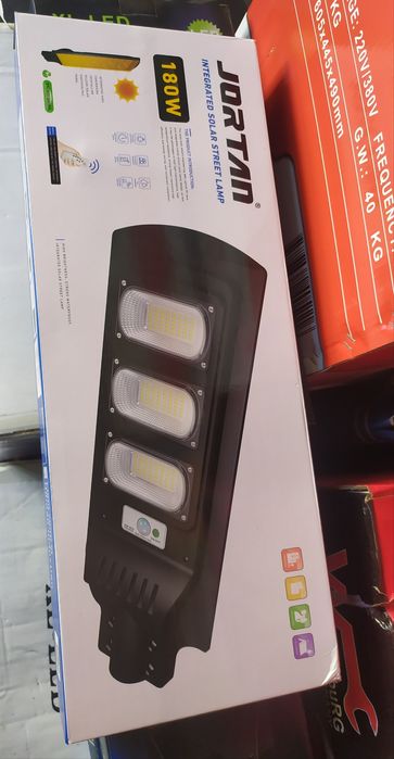 Foco projetor Led 180w luz solar 6500k luz branca sensor movimento e c