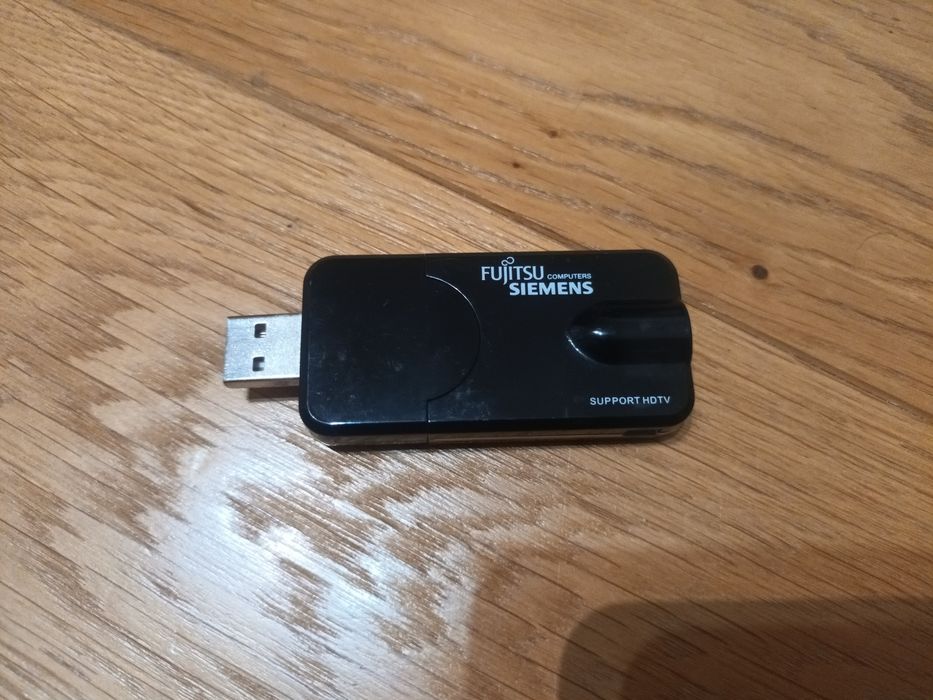 Mobilny tuner TV USB (DVB-T) Fujitsu Siemens