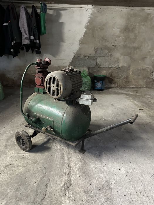 Sprężarka, kompresor ,duzy silnik