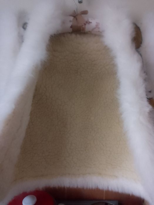 Теплі жилетки на зиму