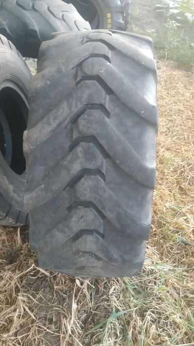 Шини Б/У на сільхоз, спец техніку. Шини 16.9 R30; 19.5L-24; 460/70 R24