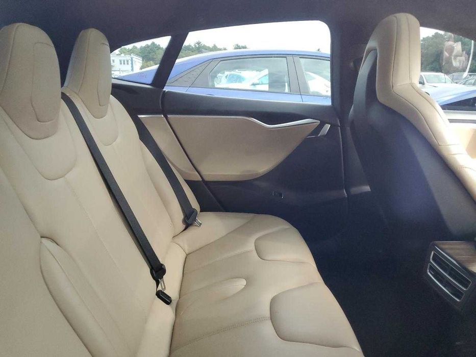 Двері ляда Tesla S 85D 2015р PPSB