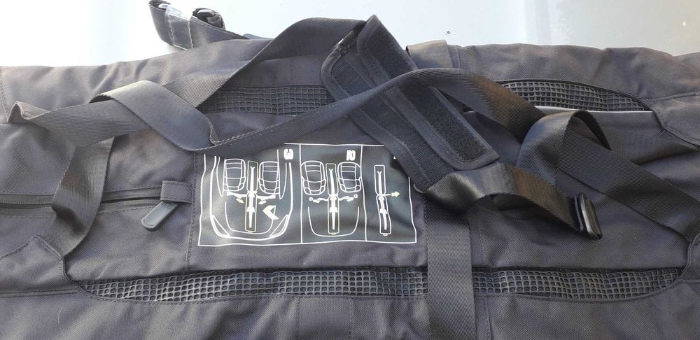 Saco de 2 pares de Ski.s novo