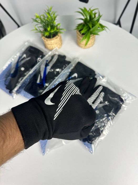 Перчатки Nike Hyper Warm мужские черные рукавиці Найк Хайпер Варм