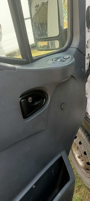 IVECO DAILY ciężarowy