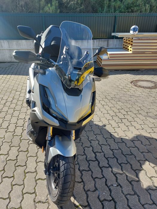 Mota honda ADV350