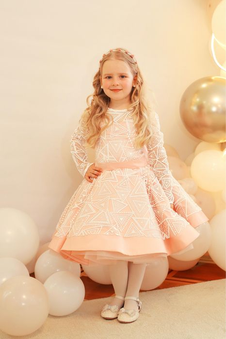 Сукня на випусуний 116-122