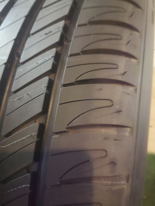 Opona letnia Michelin Primacy HP 225 50 r17