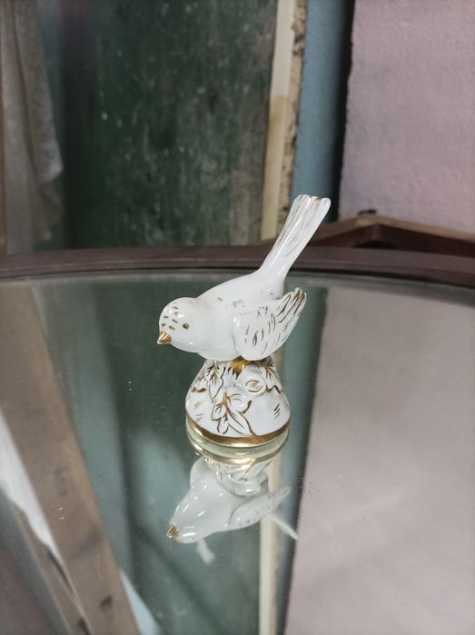 Artibus Porcelain Bird