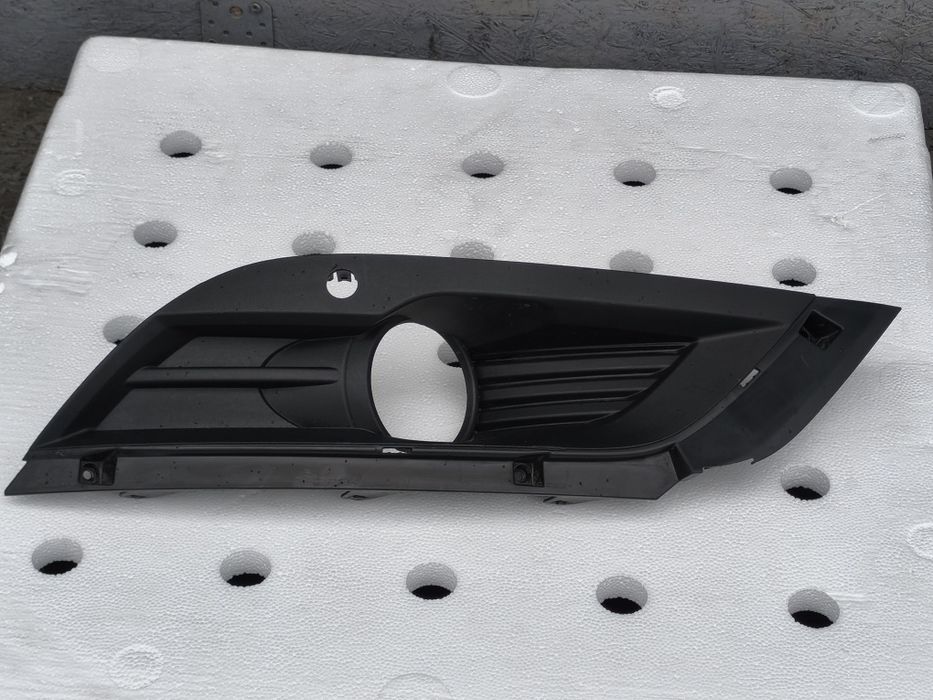 Renault Talisman prawa kratka zderzaka przedniego