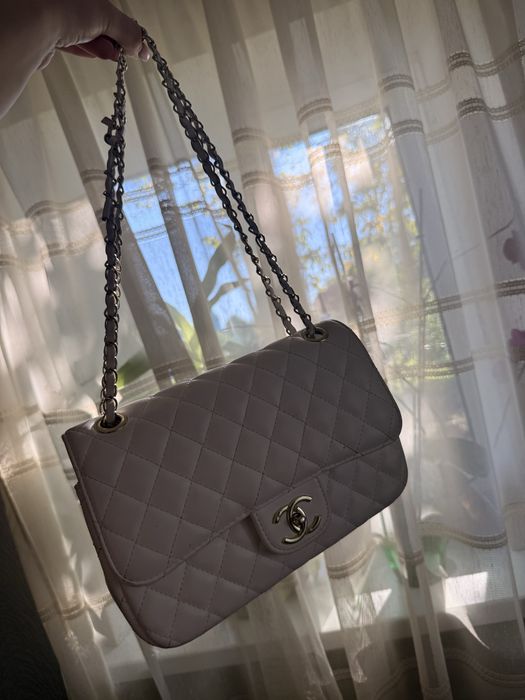 Сумочка в стилі chanel