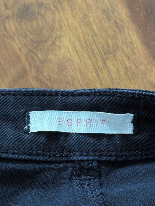 Spodnie woskowane rurki czarne bawełniane Esprit S 36