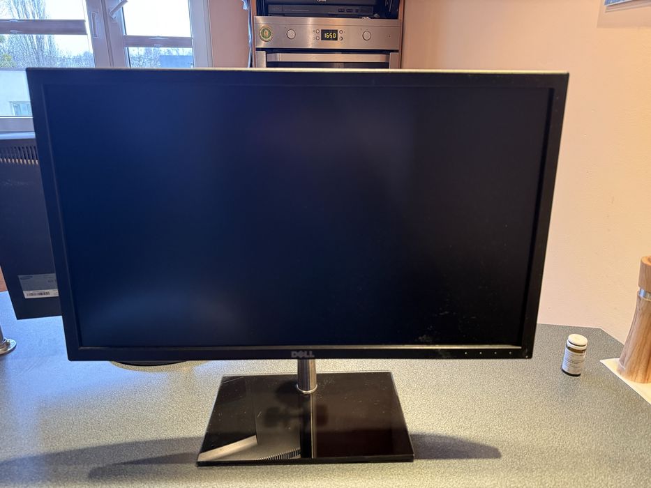 Monitor Dell 24” full hd