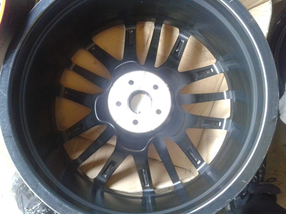 oryginalne r21 felgi nowe 5x114,3 mielec maserati levante gts red ring przod tyl 9j 10,5j 21cali hyundai kia lexus toyota custom german style honda