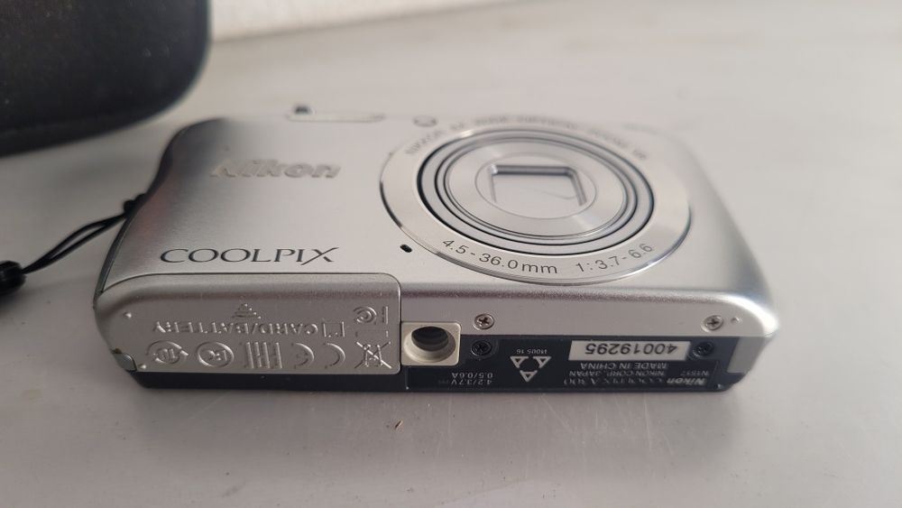 цифровий фотоапарат Nikon coolpix A 300