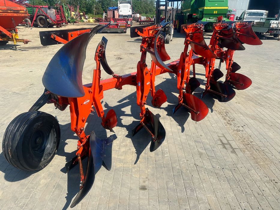 Pług 5 skibowy obrotowy 4+1 Vari Master 121 w orginale