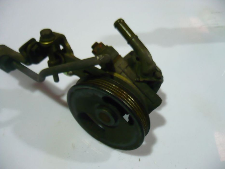 Bomba direcao assistida - Mazda Demio 1.3