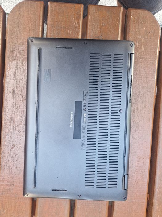 Laptop Latitude 7310