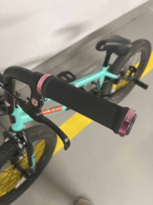 Bmx Legion L60 + gripy + pegi