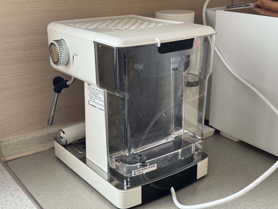 Рожкова кавомашина Petrus PE3690s  рожкова кавоварка