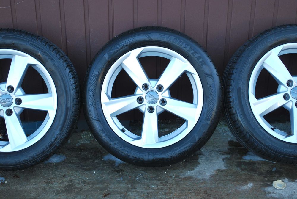 Koła 215/55 R17 5x112 Alufelgi + opony letnie Audi ET45 7J 57.1