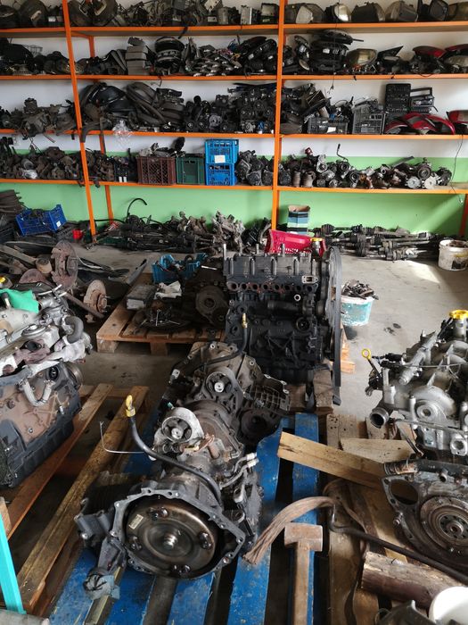 Крайслер Вояджер Додж 1996-2008 Запчасти шрот