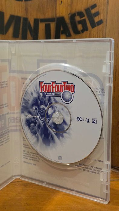 Jogo Pc Cd-Rom - FourFourTwo: Touchline Passion (Edição Portuguesa ...