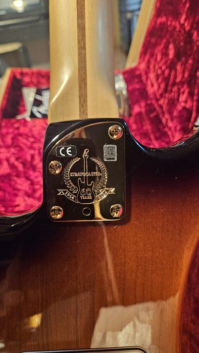 Guitarra Fender Strat 60° Aniversario NOVA