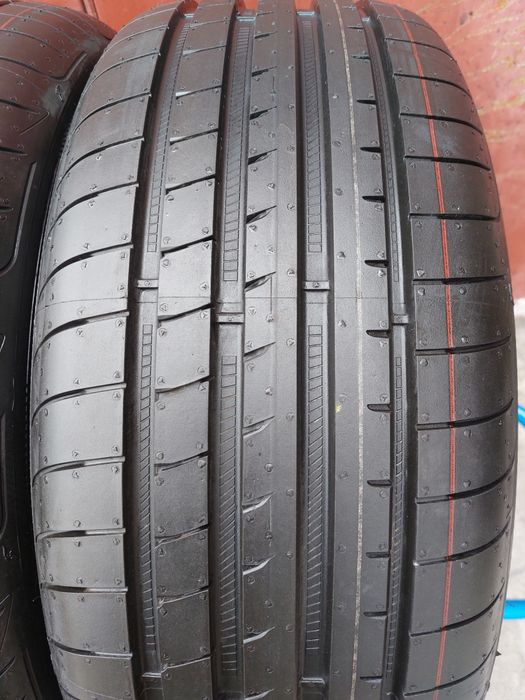235/45/19 R19 XL GoodYear Eagle F1 4шт ціна за 1шт літо шини нові