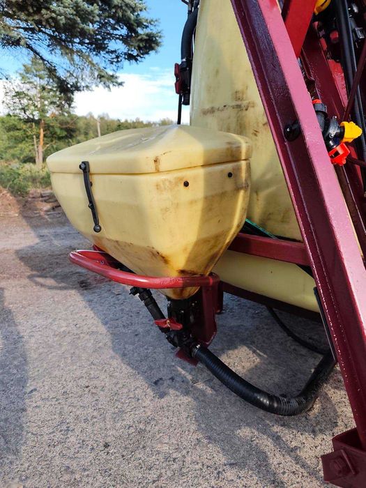 Оприскувач Hardi опрыскиватель Харді 1200л / 15м гідравлічний, пульт