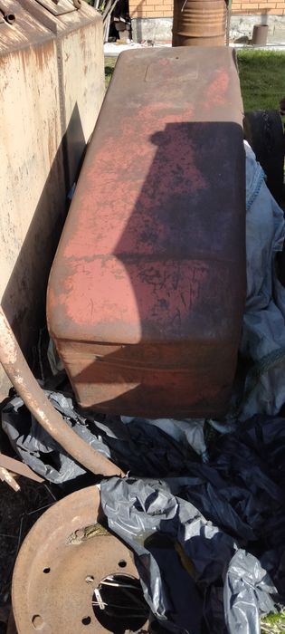 Продам до трактора т25 запчастини