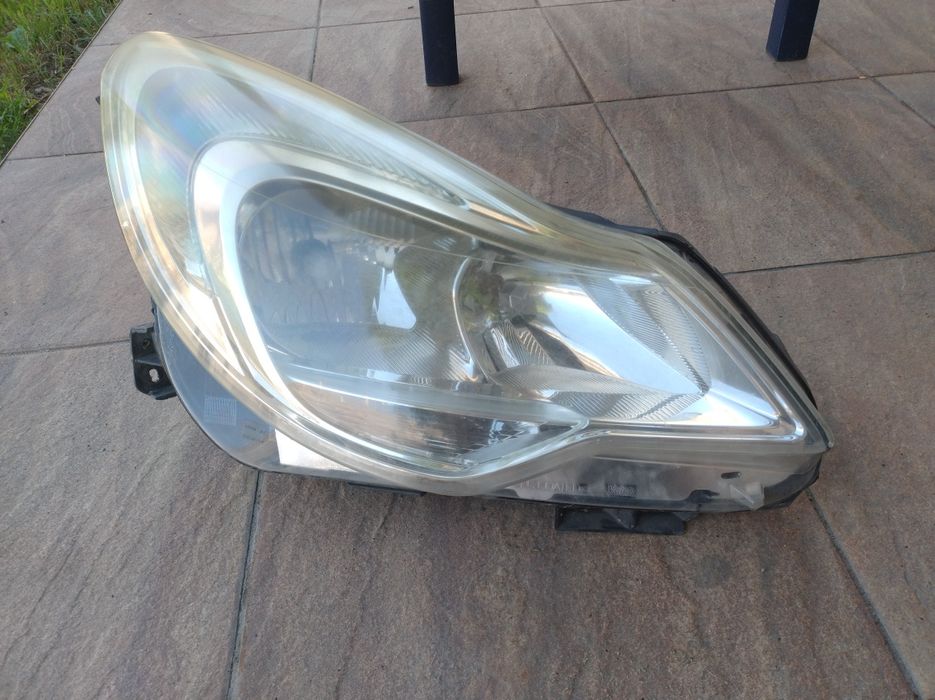 Reflektory lampy prawy lewy przód opel corsa d lift