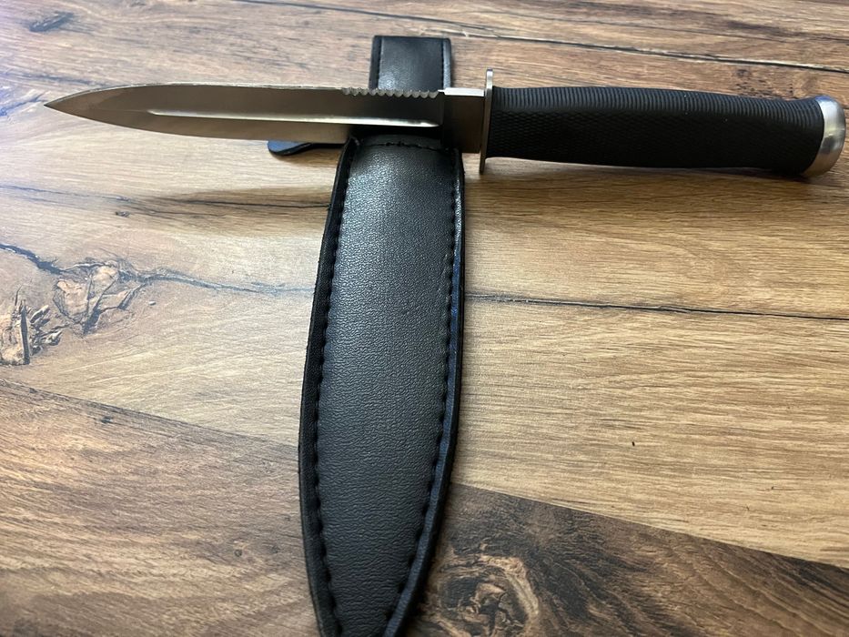 Noż SOG Knives Desert Dagger - NOWY !