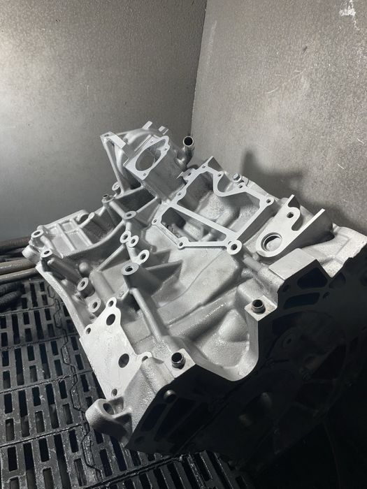 Аквабластинг та піскоструй