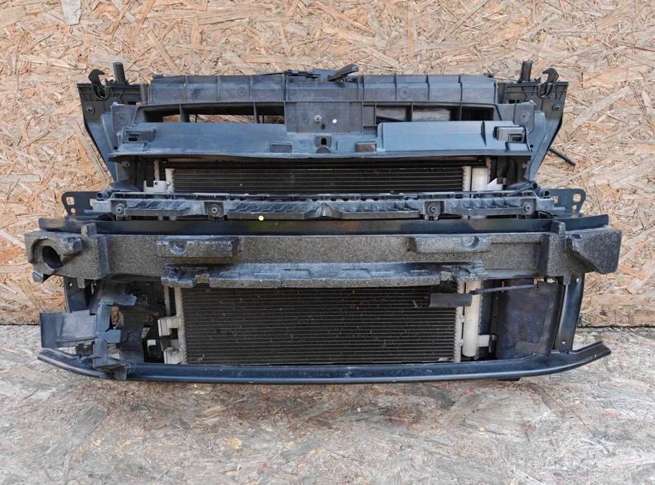 VW T-Roc I 2GA Передня панель телевізор