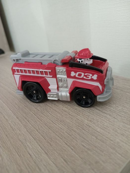 Іграшка автомобіль рятувальний "Маршал"