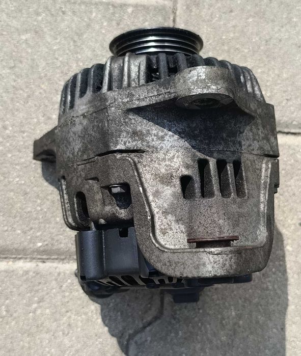 Micra K12 alternator 1,2 16V benzyna Nissan