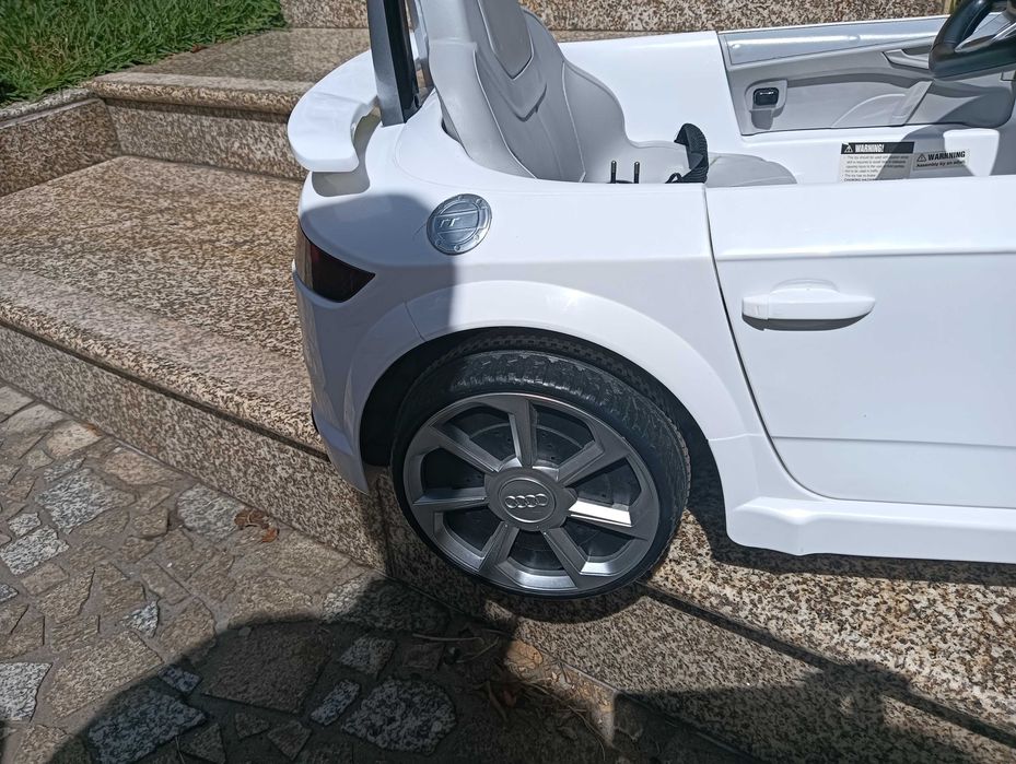 Electric Car 264751452028931123
