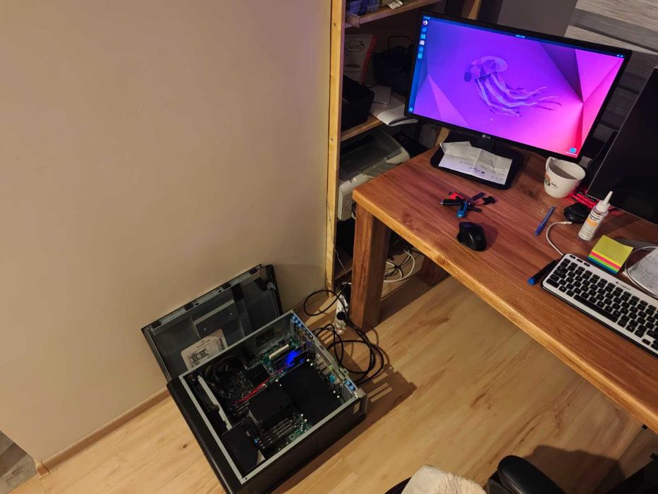 Serwer komputerowy 256GB RAM Dell T7600 Linux Ubuntu Windows E5-2690