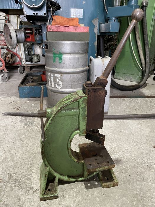 Прес механічний ручний