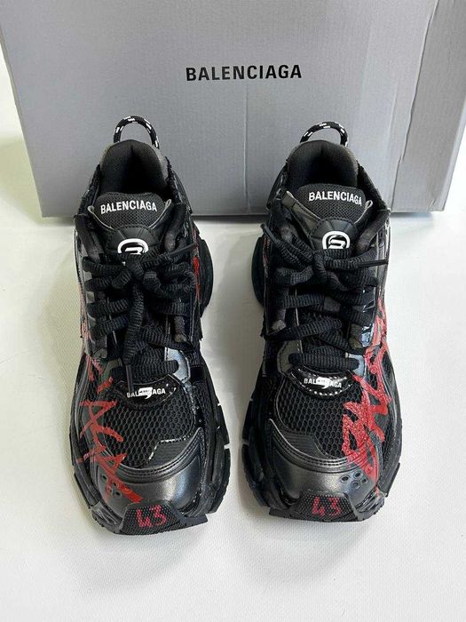 BALENCIAGA Runner graffiti кроссовки черные кеди кросівки чорні 43 42