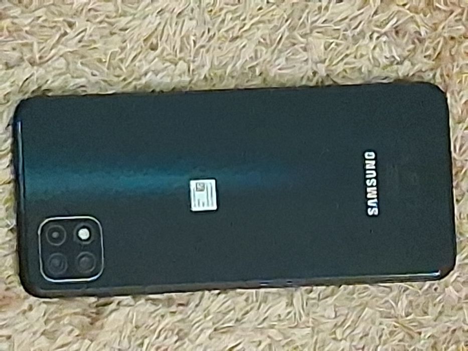 Telemóvel com 3 anos  em ótimo estado.