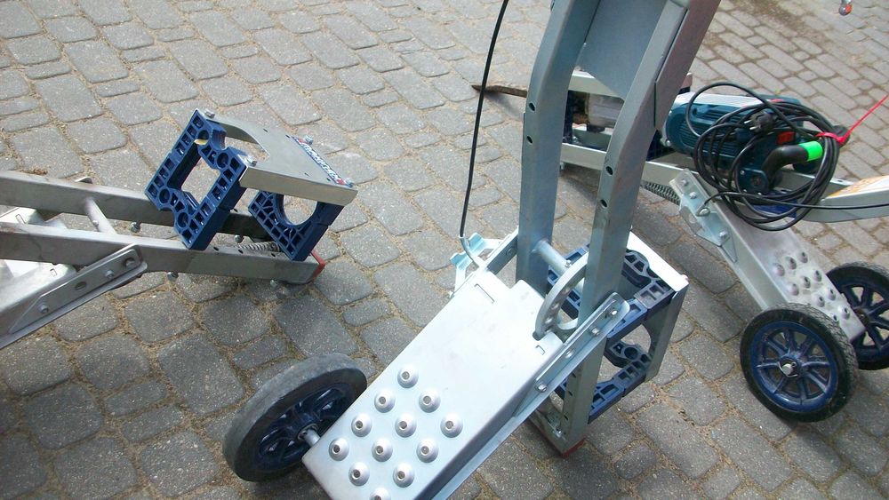 Wózek do skuwania płytek pod młot Bosch GSH16