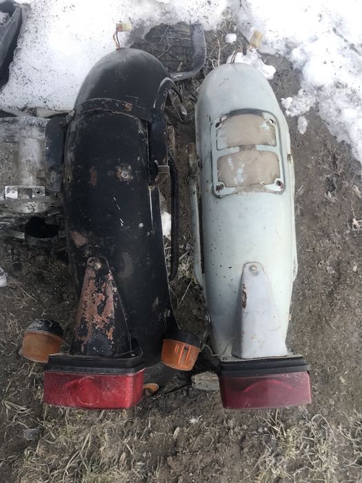 Продам крило заднє мт днепр