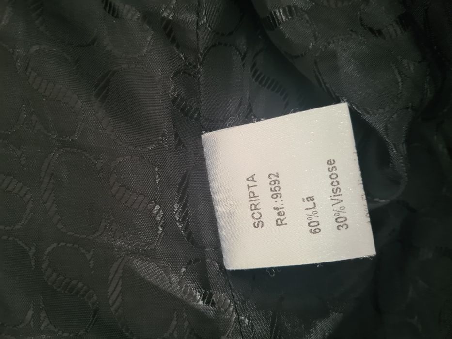 Casaco comprido marca scripta/ gótico