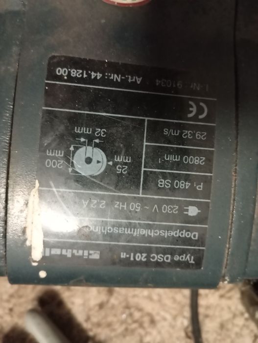 Máquina de esmerilhar